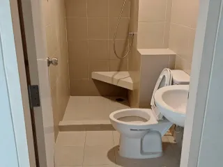 For sale 1 bed condo in Lam Luk Ka, Pathum Thani
