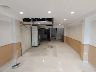 出租 和 出售 4 卧室 商业空间 在 Watthana, 曼谷