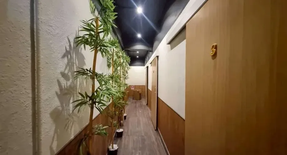 For rent and for sale 4 bedrooms retail Space in Watthana, Bangkok