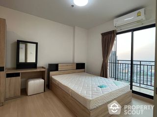 For sale 2 bed condo in Thon Buri, Bangkok
