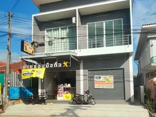 For sale 3 bed townhouse in Phunphin, Surat Thani