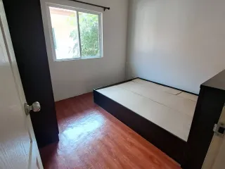For rent 4 bed townhouse in Mueang Samut Sakhon, Samut Sakhon