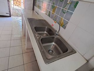 For rent 4 bed townhouse in Mueang Samut Sakhon, Samut Sakhon