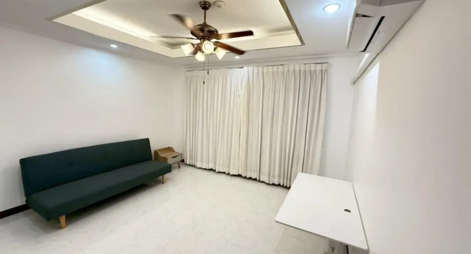 For rent 3 bed condo in Pak Kret, Nonthaburi