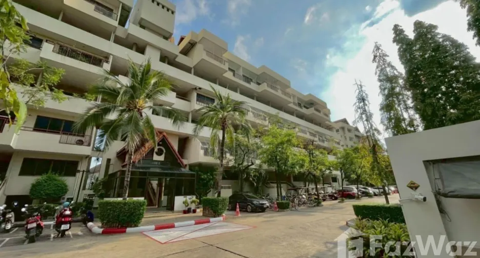 For rent 3 bed condo in Pak Kret, Nonthaburi
