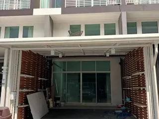 For sale 2 bed townhouse in Bang Pa-in, Phra Nakhon Si Ayutthaya