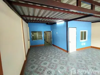 For sale 3 Beds townhouse in Mueang Lampang, Lampang