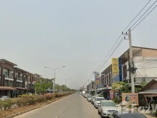 For rent 2 bed townhouse in Mueang Chiang Rai, Chiang Rai