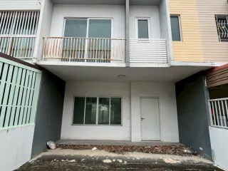 For sale 3 bed townhouse in Pak Kret, Nonthaburi