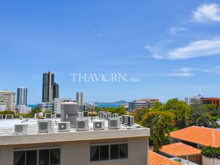 For sale studio condo in Pratumnak, Pattaya