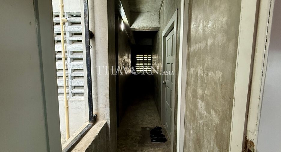 For sale 5 ベッドルーム house in Pratumnak, Pattaya