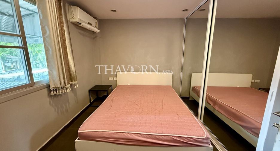 For sale 5 ベッドルーム house in Pratumnak, Pattaya