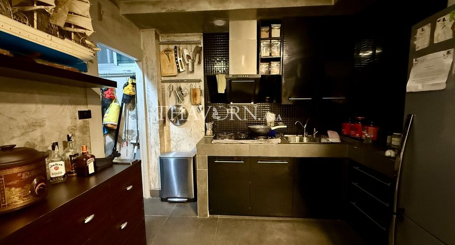 For sale 5 ベッドルーム house in Pratumnak, Pattaya
