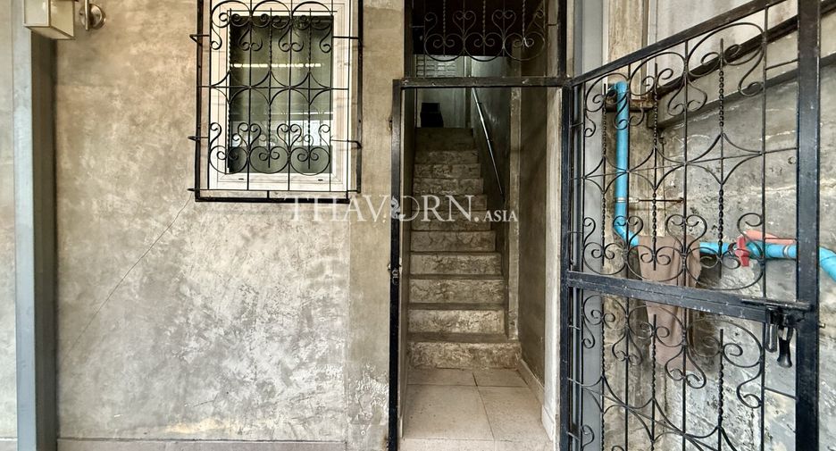 For sale 5 ベッドルーム house in Pratumnak, Pattaya