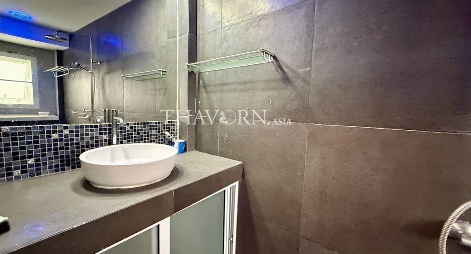 For sale 5 ベッドルーム house in Pratumnak, Pattaya