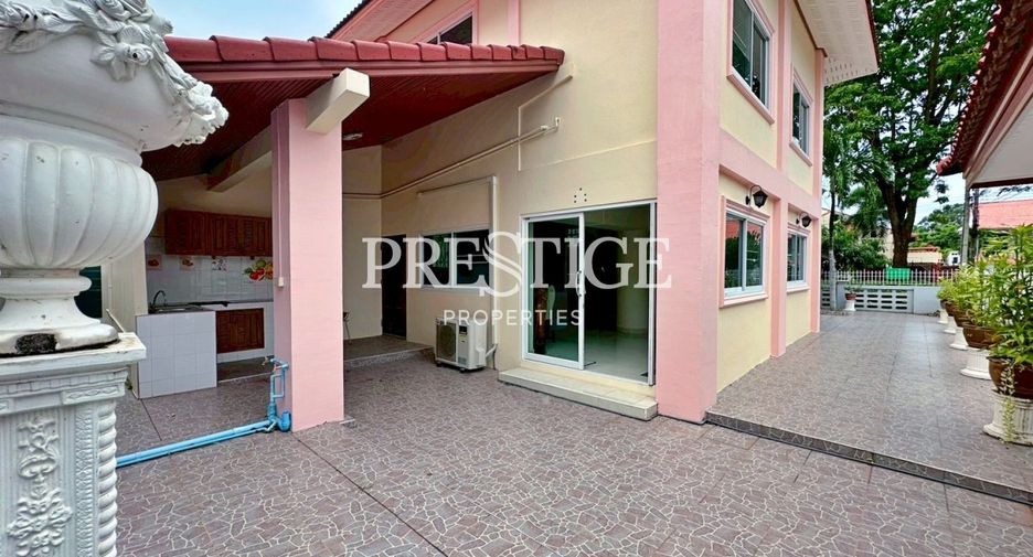 For sale 7 bedrooms house in Bang Lamung, Chonburi