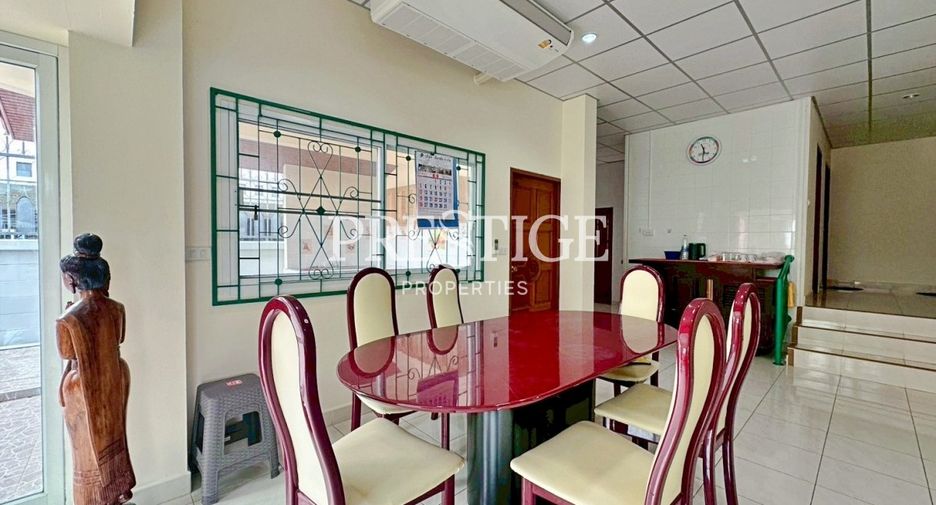 For sale 7 bedrooms house in Bang Lamung, Chonburi
