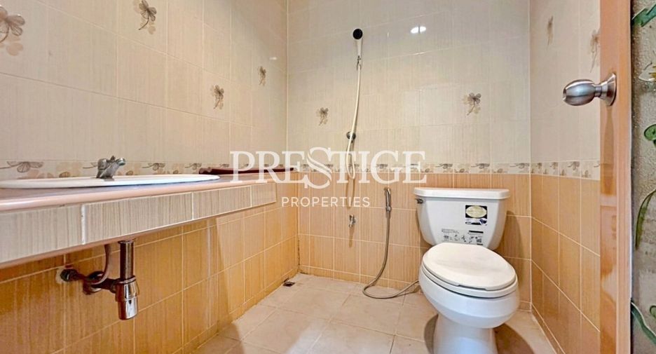 For sale 7 bedrooms house in Bang Lamung, Chonburi