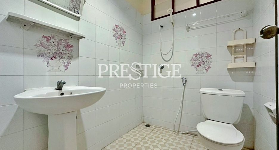 For sale 7 bedrooms house in Bang Lamung, Chonburi