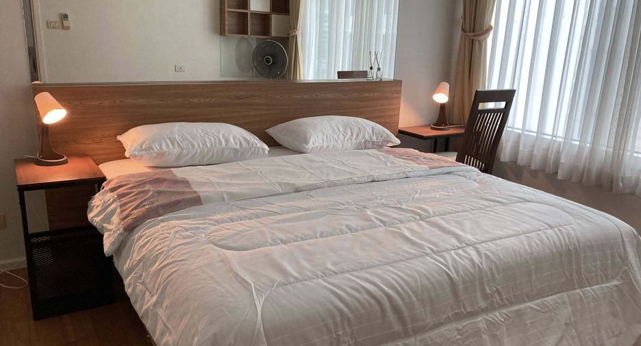 For rent 1 bed condo in Watthana, Bangkok