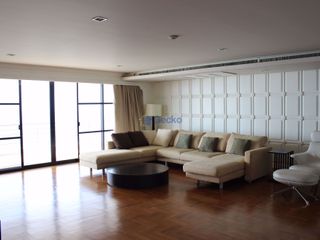 For rent 3 bed condo in Bang Lamung, Chonburi