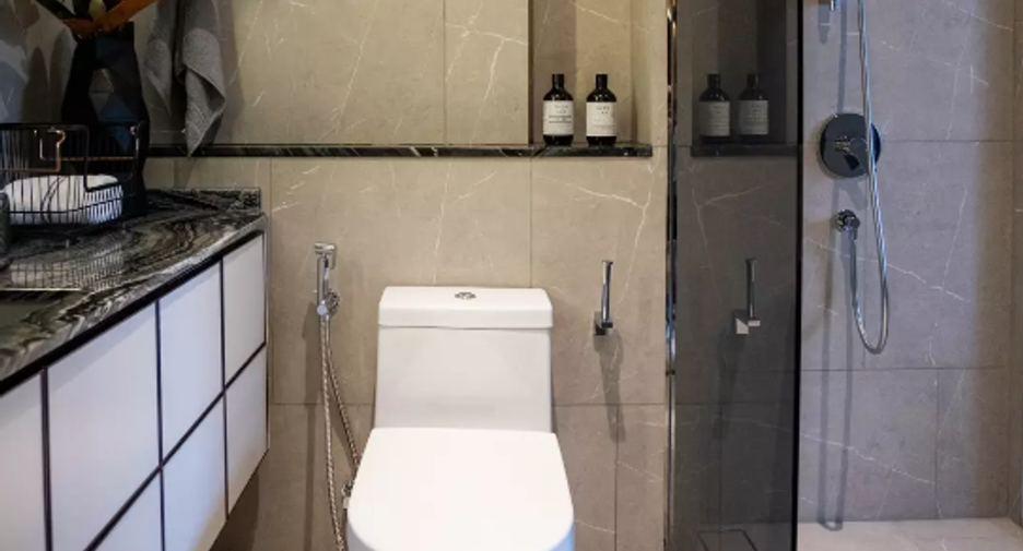 For sale 1 bed condo in Watthana, Bangkok