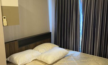 For rent 2 bed condo in Huai Khwang, Bangkok