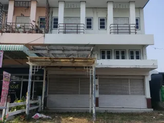 For sale 4 bed townhouse in Mueang Phetchaburi, Phetchaburi