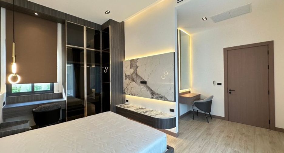 For sale 4 ベッドルーム house in East Pattaya, Pattaya