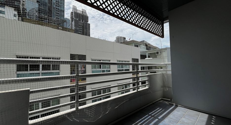 Wohnung zum Kauf mit 1 Zimmer in Khlong Toei, Bangkok