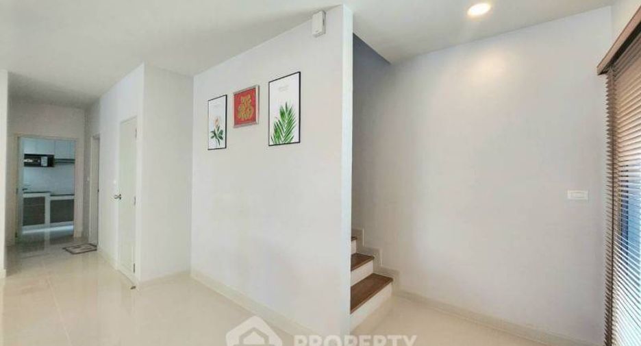 For rent and for sale 4 bed house in Bang Phli, Samut Prakan