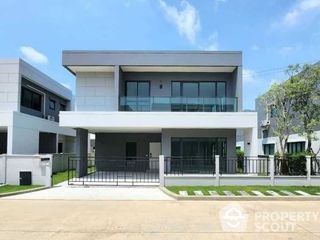 For rent and for sale 4 bed house in Bang Phli, Samut Prakan