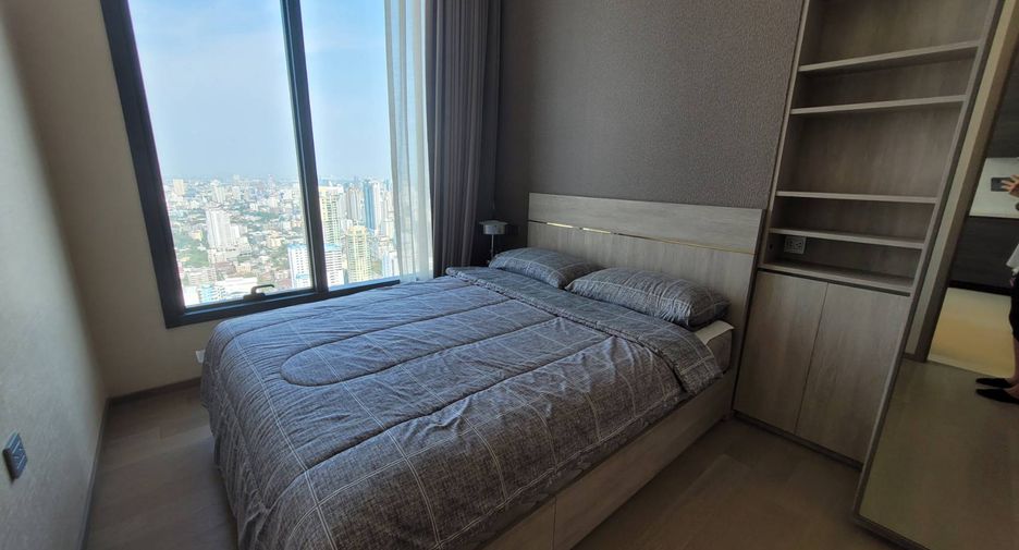 For rent 2 bedrooms condo in Watthana, Bangkok