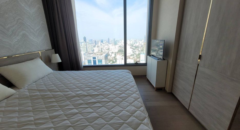 For rent 2 bedrooms condo in Watthana, Bangkok