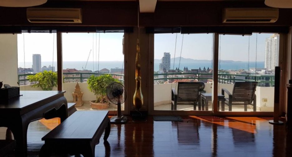 For sale 2 bedrooms condo in Bang Lamung, Chonburi