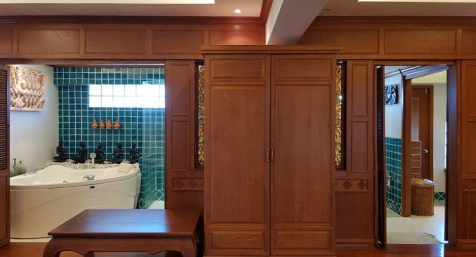 For sale 2 bedrooms condo in Bang Lamung, Chonburi