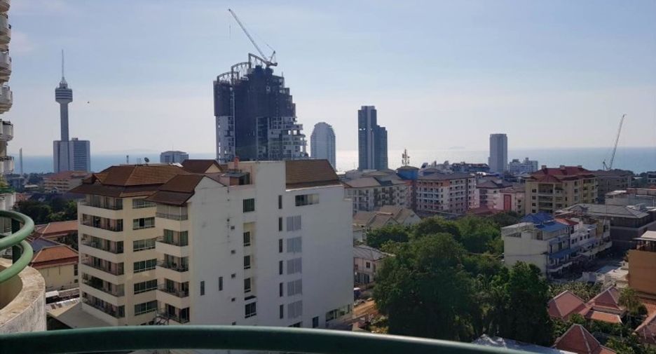 For sale 2 bedrooms condo in Bang Lamung, Chonburi