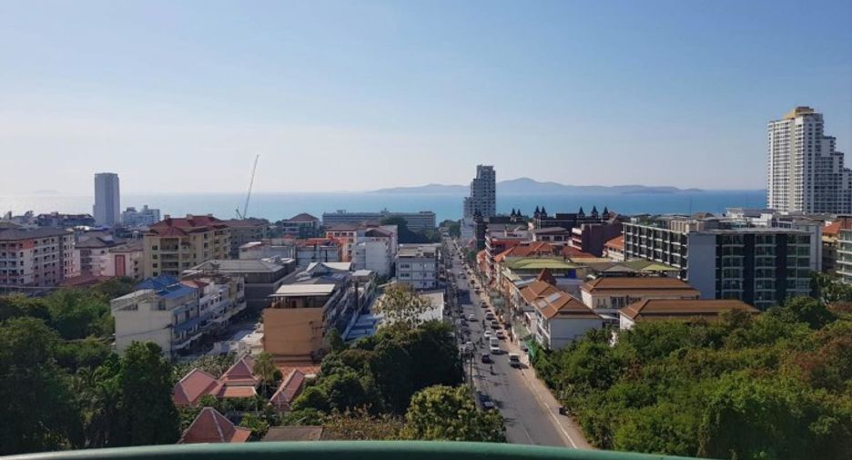 For sale 2 bedrooms condo in Bang Lamung, Chonburi