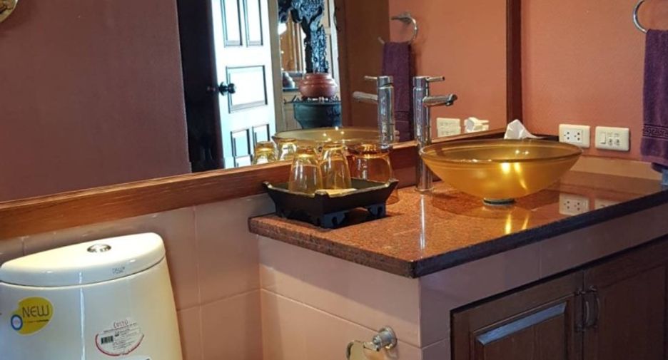 For sale 2 bedrooms condo in Bang Lamung, Chonburi