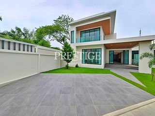 Haus zum Kauf mit 4 Zimmer in Bang Lamung, Chonburi