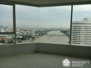 For sale 2 bed condo in Dusit, Bangkok