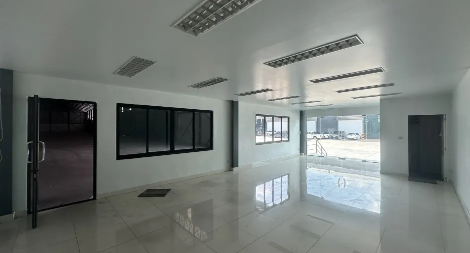 Lagerhaus zur Miete in Si Racha, Chonburi