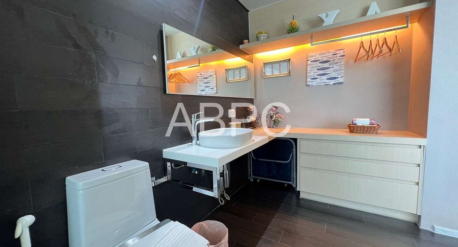 For sale 3 bedrooms condo in Mueang Rayong, Rayong