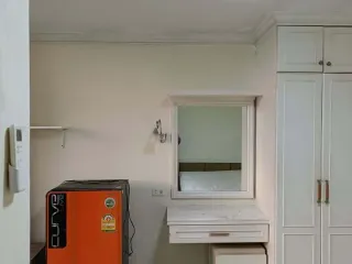 For sale studio condo in Huai Khwang, Bangkok