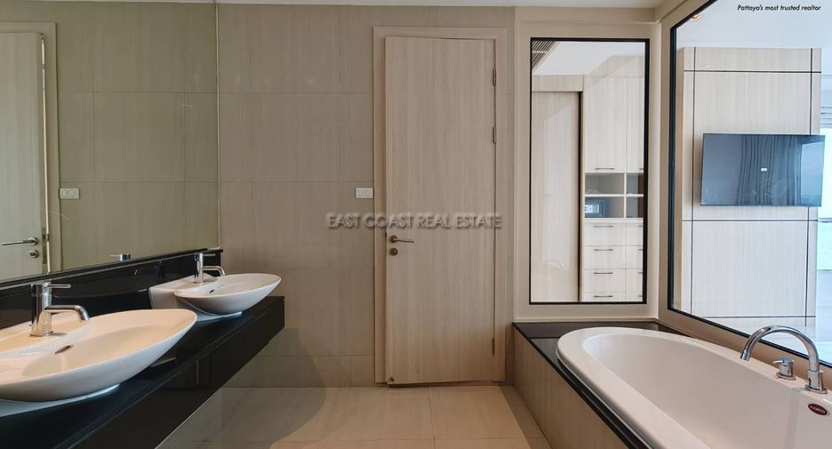 For rent 4 bedrooms condo in Sattahip, Chonburi
