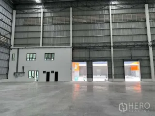 Lagerhaus zur Miete in Bang Phli, Samut Prakan