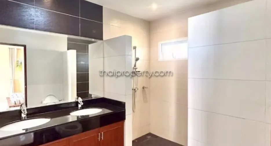 For rent 3 ベッドルーム house in Bang Saray, Pattaya