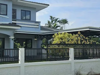 For sale 5 Beds house in Mueang Lampang, Lampang