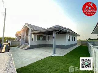 For sale 3 Beds house in Mueang Nakhon Pathom, Nakhon Pathom