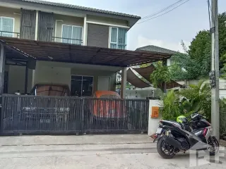 For sale 2 bed townhouse in Mueang Pathum Thani, Pathum Thani